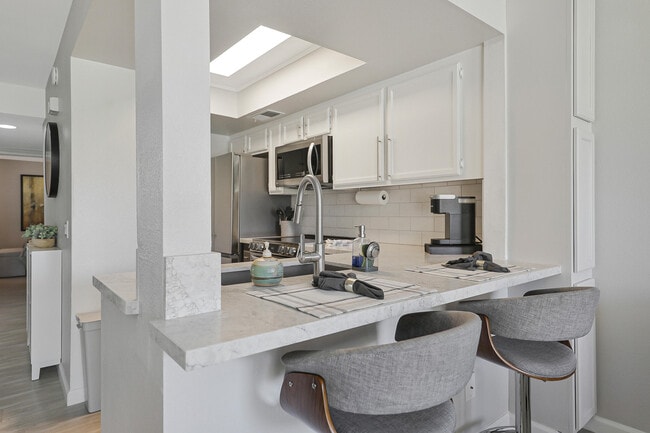 Building Photo - 78347 Terra Cotta Ct