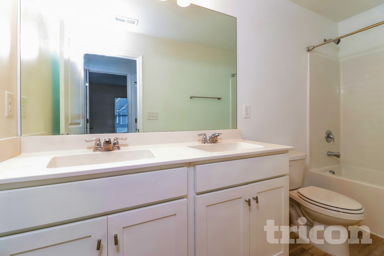 Building Photo - 2195 Rosemary Park Ln