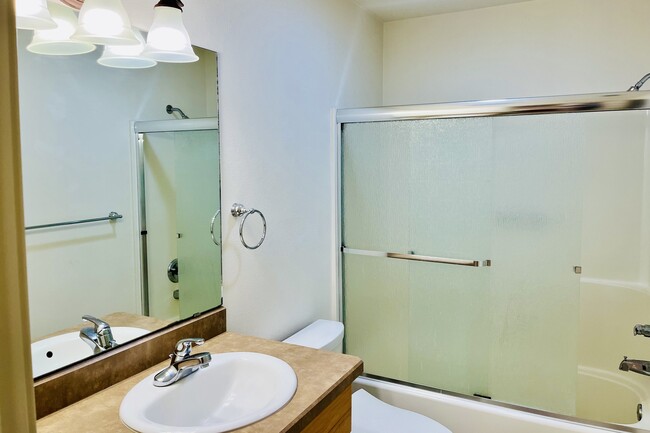 Building Photo - 2339 NW Labiche Ln