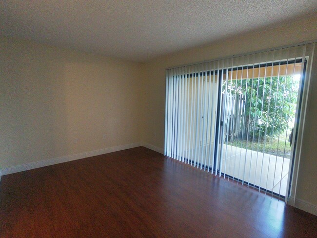 Building Photo - 5200 NW 31st Ave
