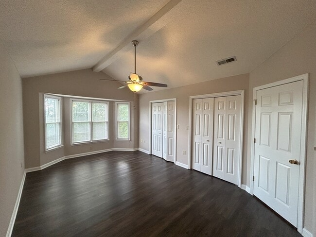 Building Photo - Beautiful Two Story Home With View