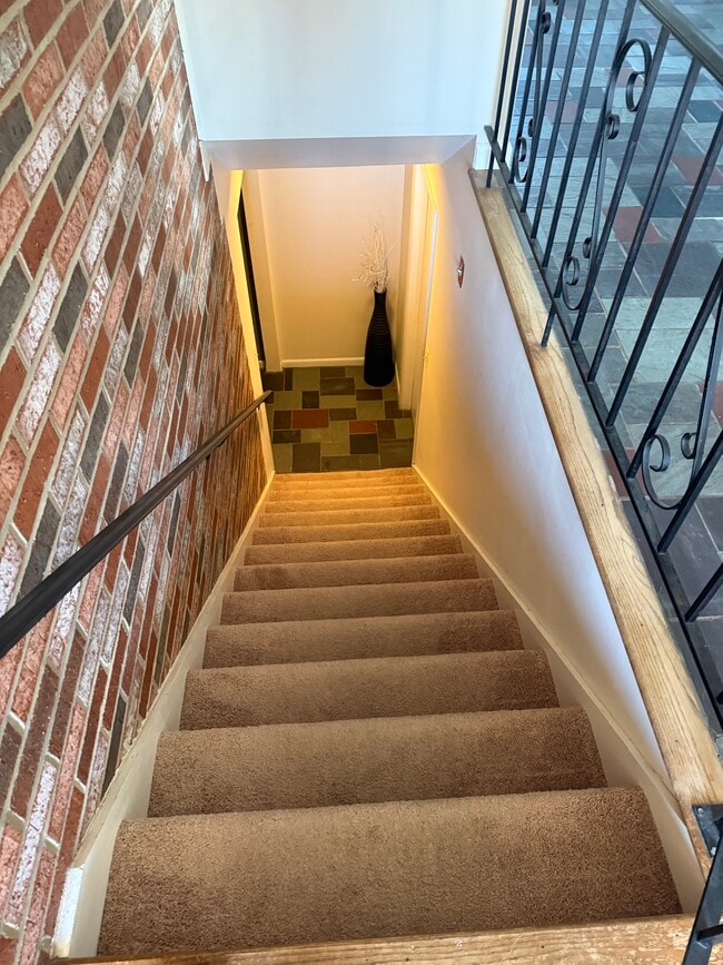 Building Photo - 1755 Holland Cliffs Rd