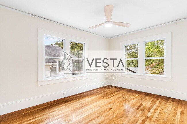 Building Photo - 42 Greenhill Ave