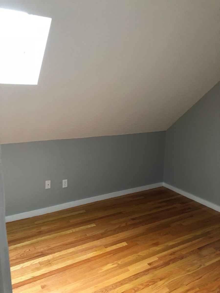 Building Photo - 122 Calumet St