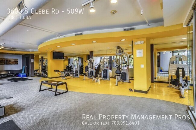 Building Photo - 3600 S Glebe Rd