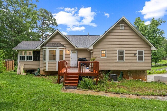 Building Photo - Charming 4BR House in Douglasville