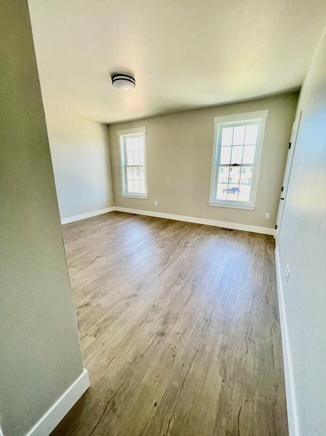 Building Photo - 6129 Elysian Rd