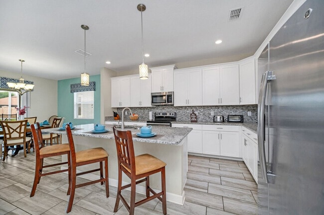 Building Photo - 1614 Moon Valley Dr