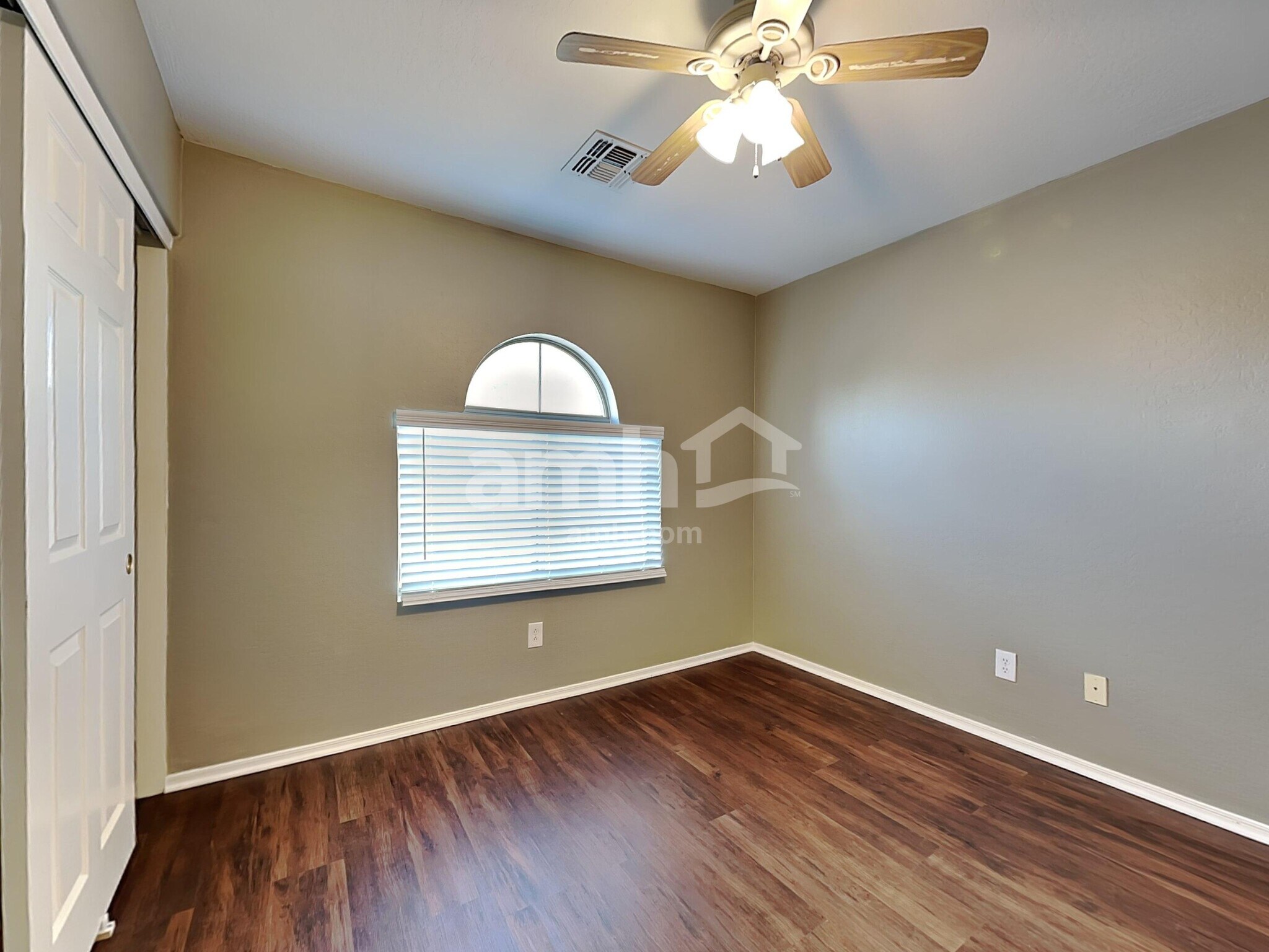 Building Photo - 14832 N 124th Ln