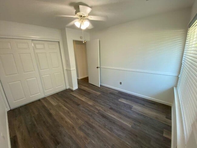 Building Photo - 4145 W Capitola Ave