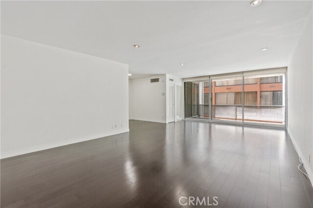 Building Photo - 131 N Gale Dr