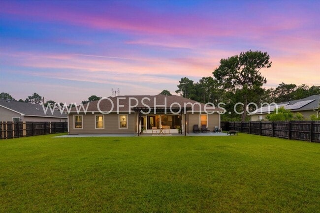 Building Photo - 8170 Tavira St