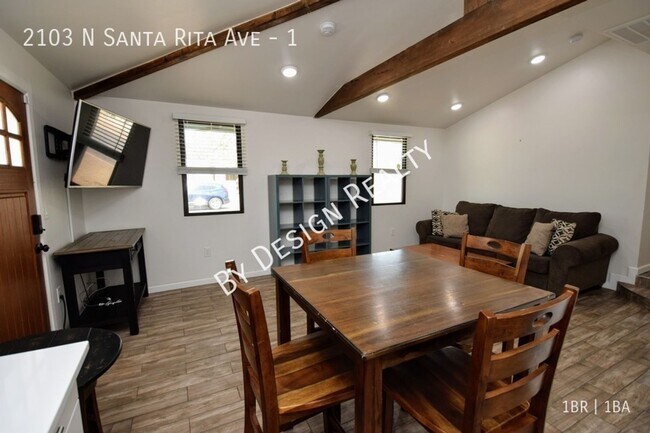 Building Photo - Renovated and Furnished 1 Bed 1 Bath Casita - 1 Mile To UofA