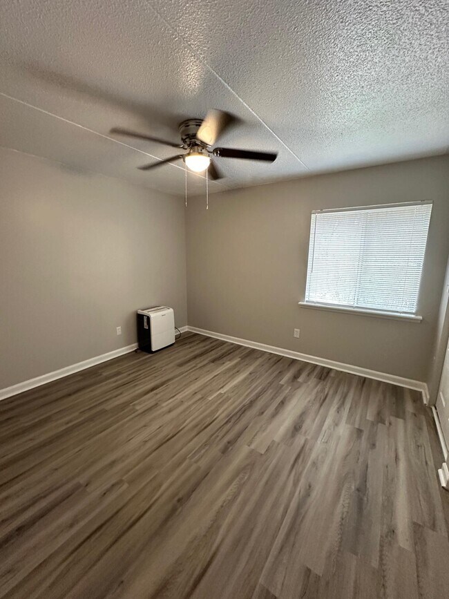 Building Photo - 5305 TN-58