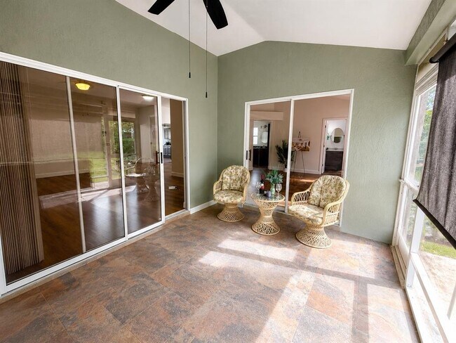 Building Photo - 1211 Cabella Cir