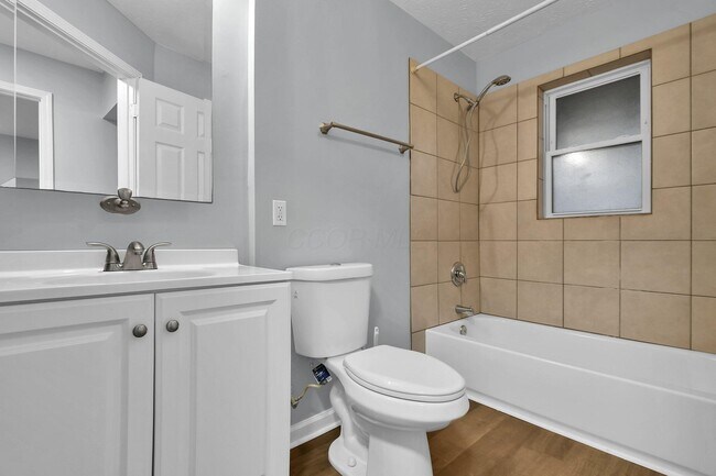 Building Photo - 162 S Powell Ave