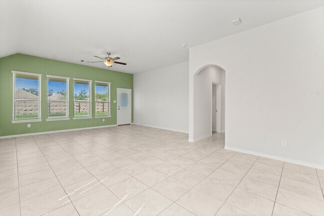 Building Photo - 4234 Green Landing Dr