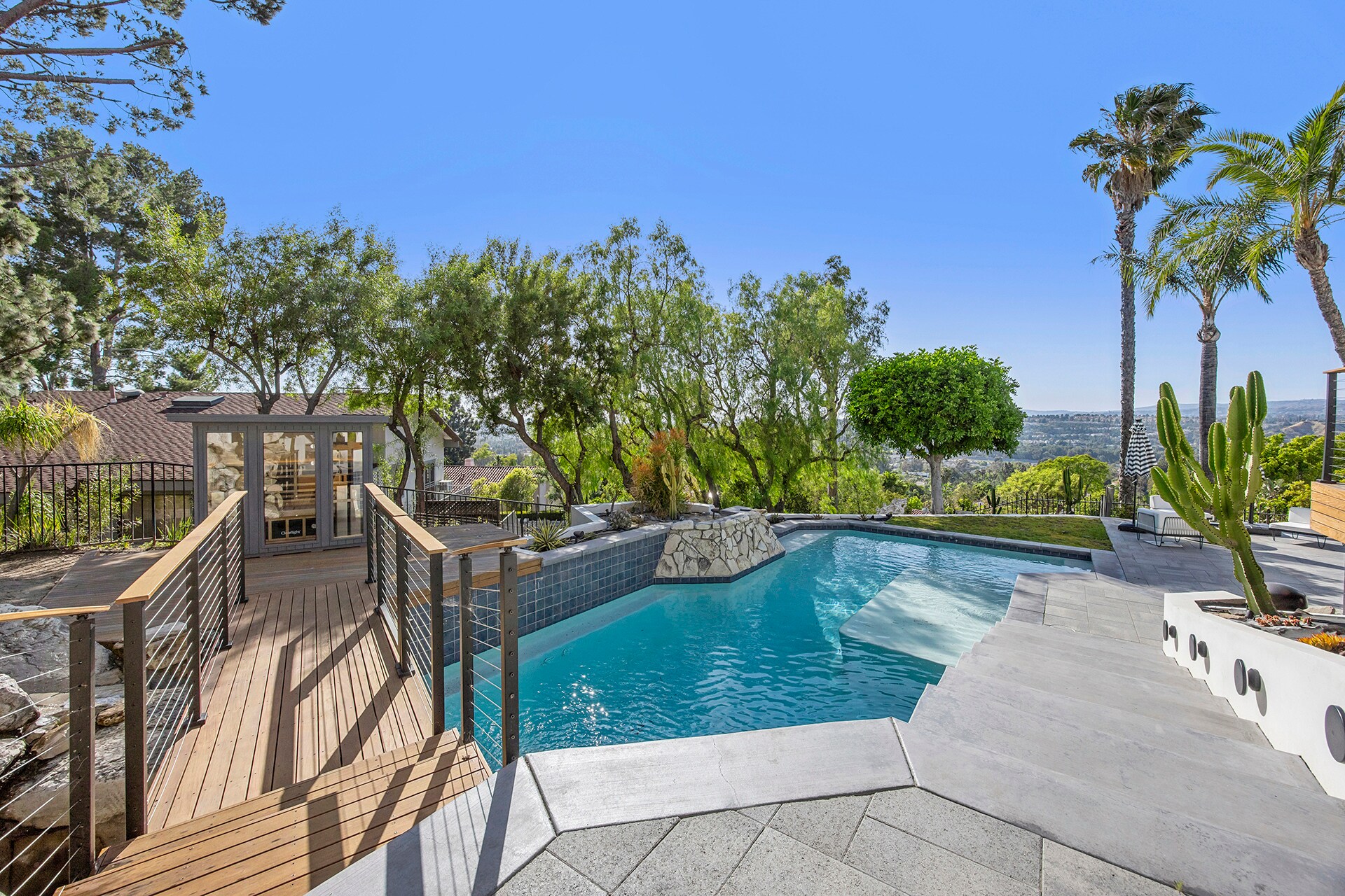 Building Photo - 275 S Owens Dr