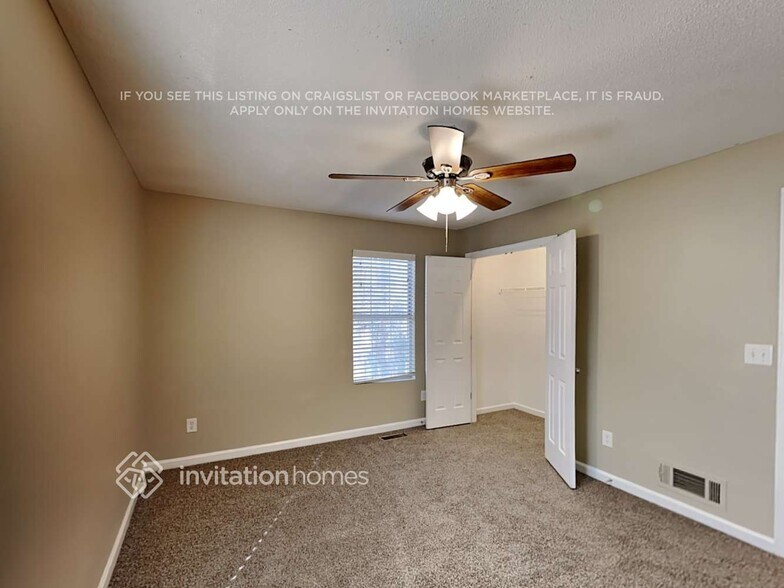 Building Photo - 1706 Live Oak Dr NW