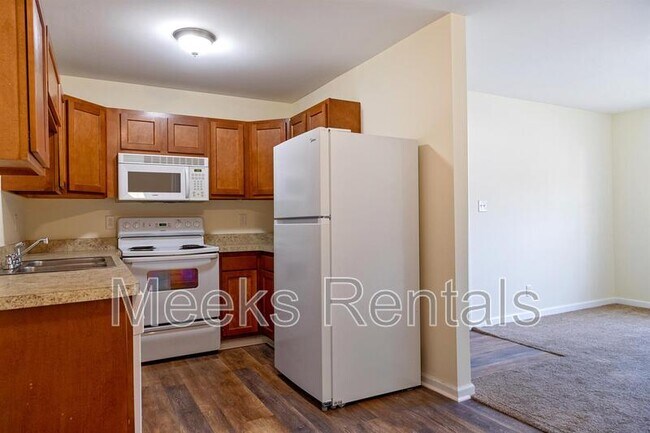 Building Photo - 19534 Midland Trail