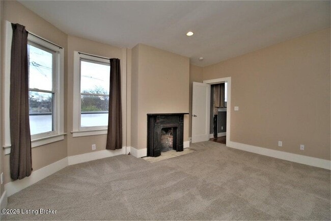 Building Photo - 2920 Frankfort Ave