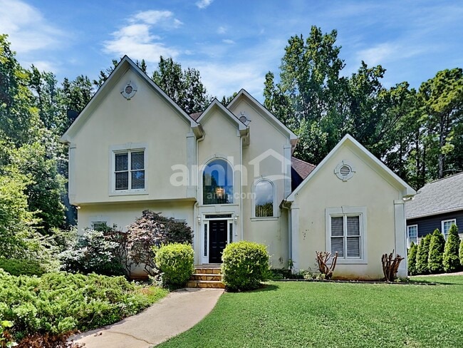 Primary Photo - 7270 Wyngate Dr