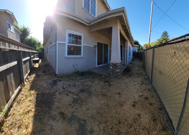 Building Photo - Super close to Poly- Approx. 1000 feet from Cal Poly Grand Avenue entrance-VERY CLOSE!!!