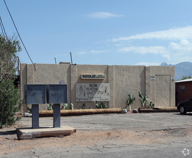 Building Photo - Navajo Court Apartments