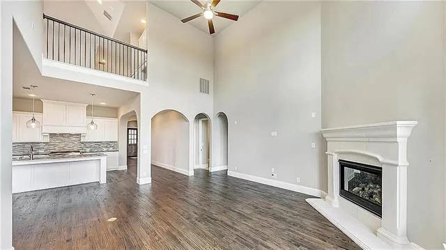 Building Photo - 16553 Prairie Oak Rd