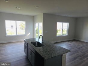 Building Photo - 232 Munsee Cir