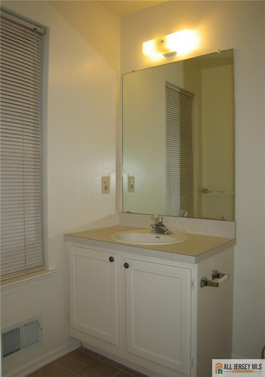 Building Photo - 1218 Plymouth Rd