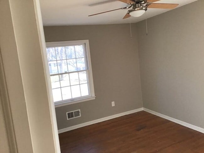 Building Photo - Coming Soon! South KC SF