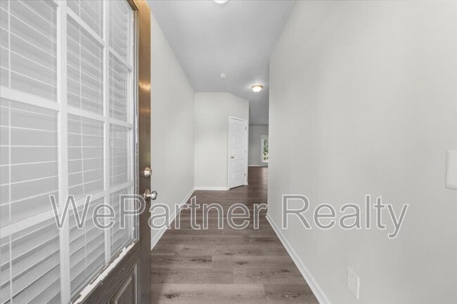 Building Photo - 104 Vickery Ln