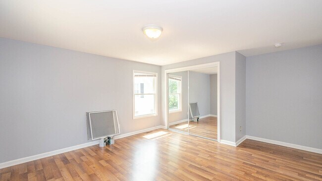 Building Photo - 1441 S State St