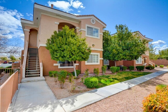 Building Photo - Beautiful 2br in 89052