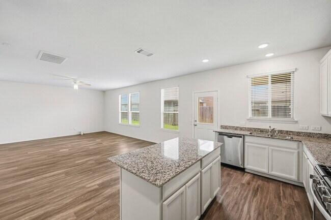 Building Photo - 14603 Auburn Dusk Dr