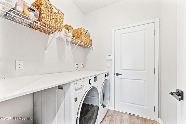 Building Photo - 611 Watervale Dr