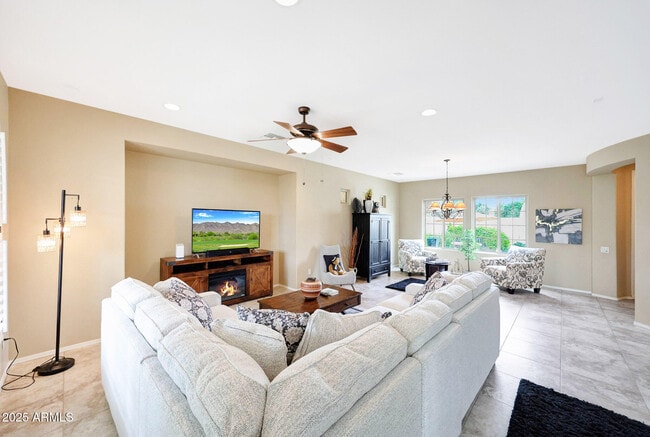 Building Photo - 13129 W Junipero Dr