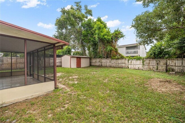Building Photo - 7314 Sequoia Dr