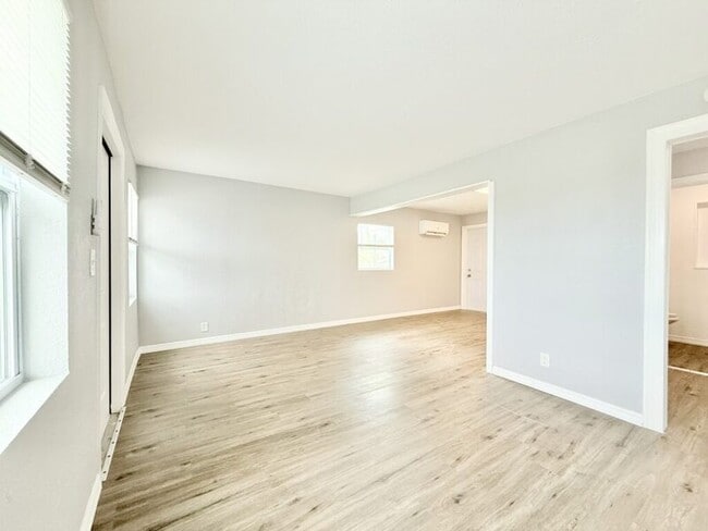Building Photo - 80 146th Ave