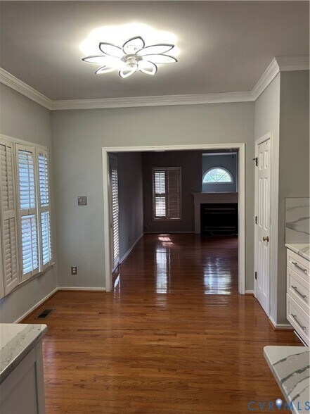 Building Photo - 12305 Maybrook Ln
