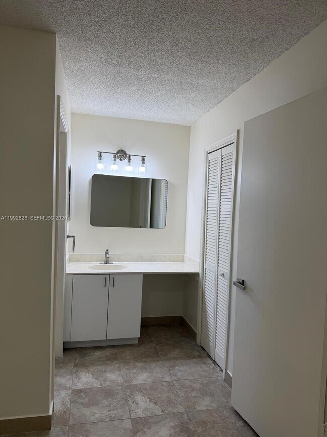 Building Photo - 14907 SW 80th St