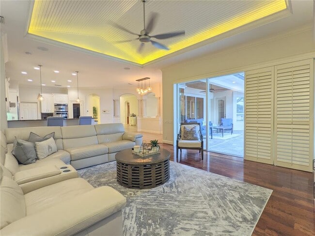 Building Photo - 7460 Paurotis Ct