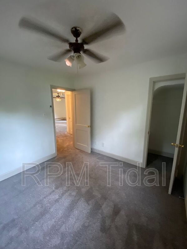 Building Photo - 117 Semple Rd