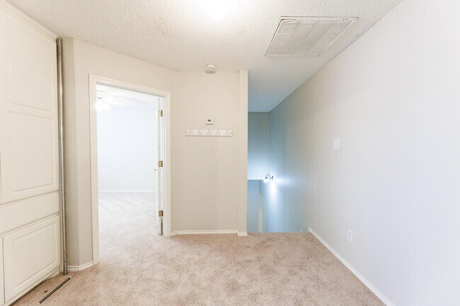 Building Photo - 3102 109th St