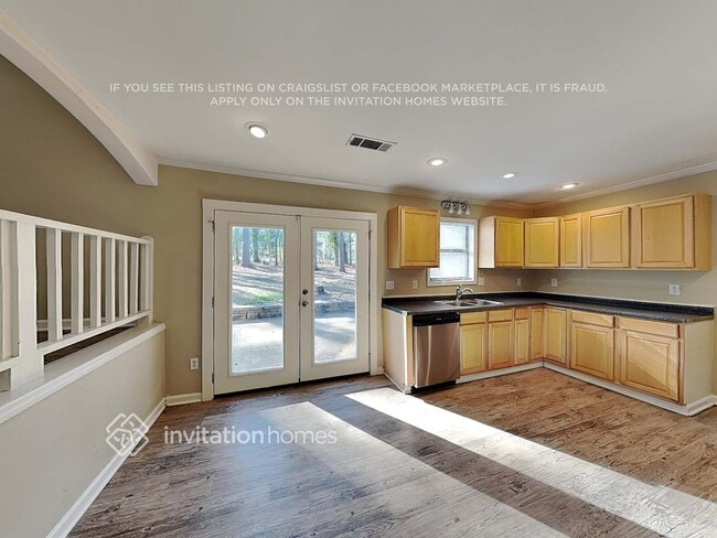 Building Photo - 2996 Fetlock Dr SW