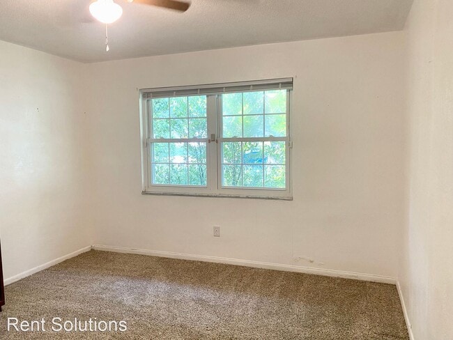 Building Photo - 2 br, 1 bath House - 2419 Harn Blvd