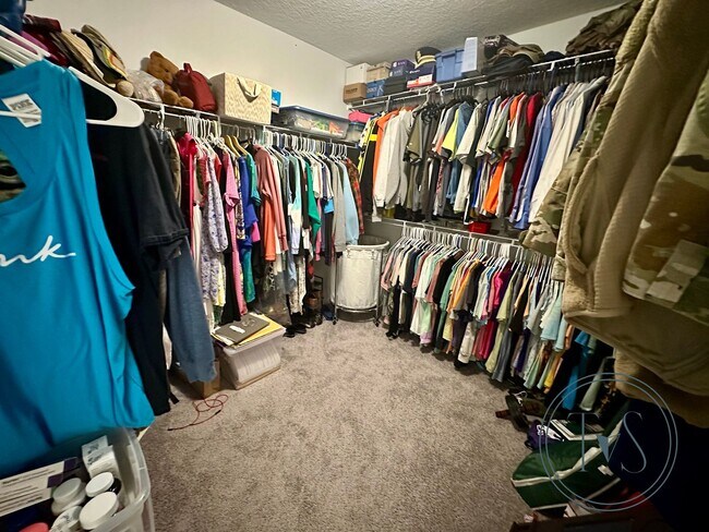 Building Photo - SPRING MOVE-IN SPECIAL: $1000 OFF 1ST MONT...