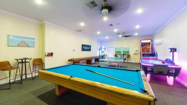 Building Photo - 115 58th St E