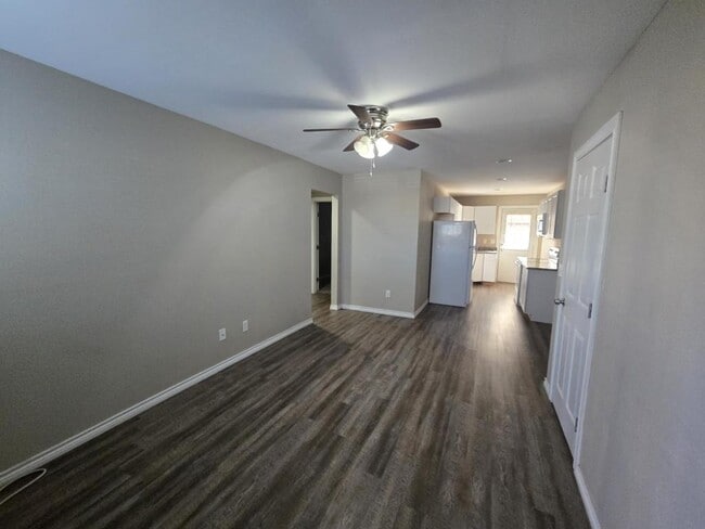 Building Photo - 1334 Coffee St